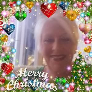 Meet your Posher, Johnette